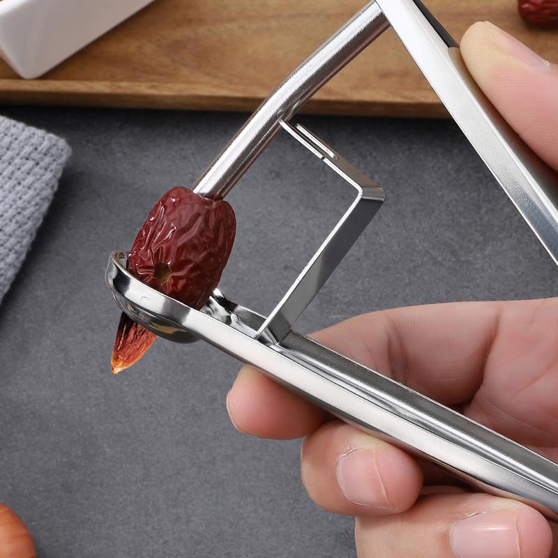 Kitchen Gadgets That Are Useful - أداة إزالة النوى متعددة الوظائف للكرز