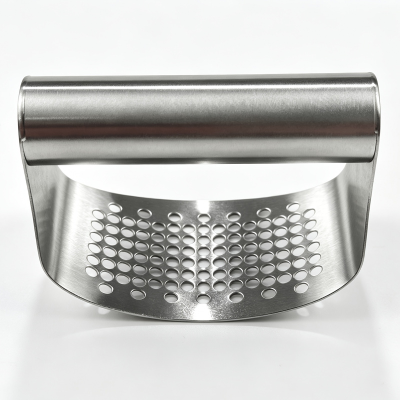مكبس ثوم يدوي من الفولاذ المقا - مراجعة Kitchen Gadgets That Are Useful وسعره