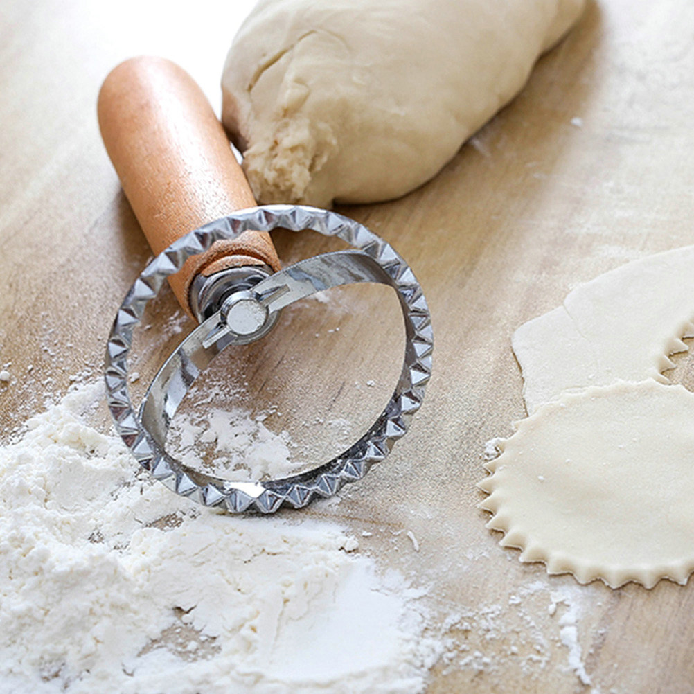 4 قطع قوالب بسكويت بتصميم الدا - مراجعة Kitchen Gadgets That Are Useful وسعره
