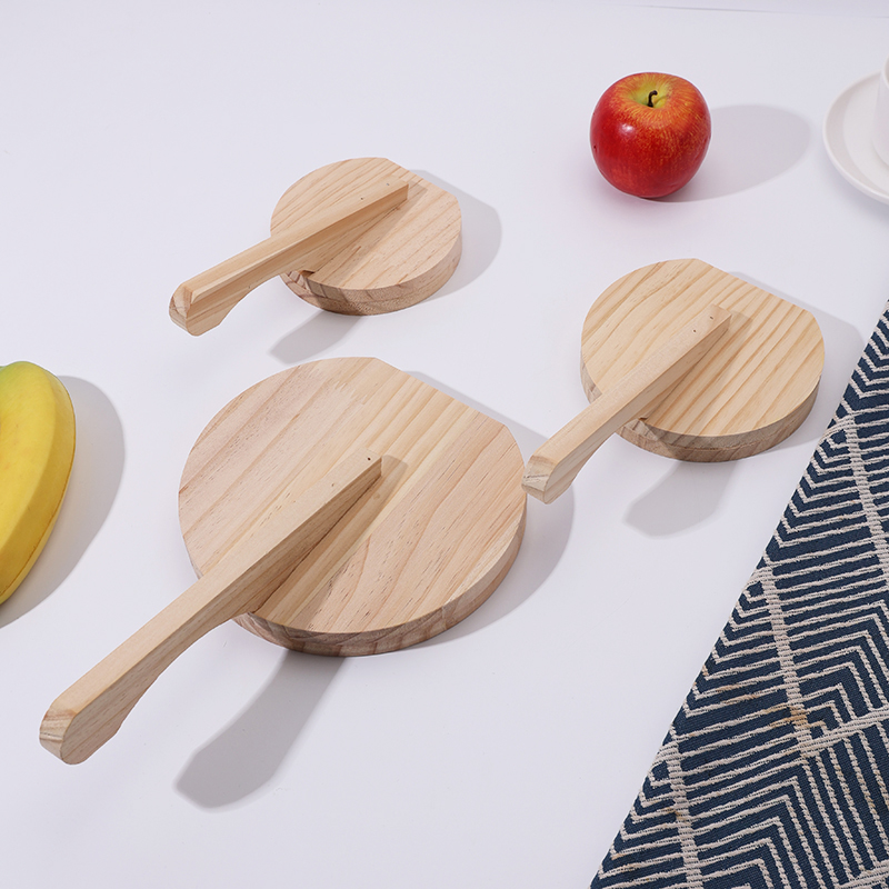 أداة ضغط عجين السمبوسك، نسخة م - مراجعة Kitchen Gadgets That Are Useful وسعره