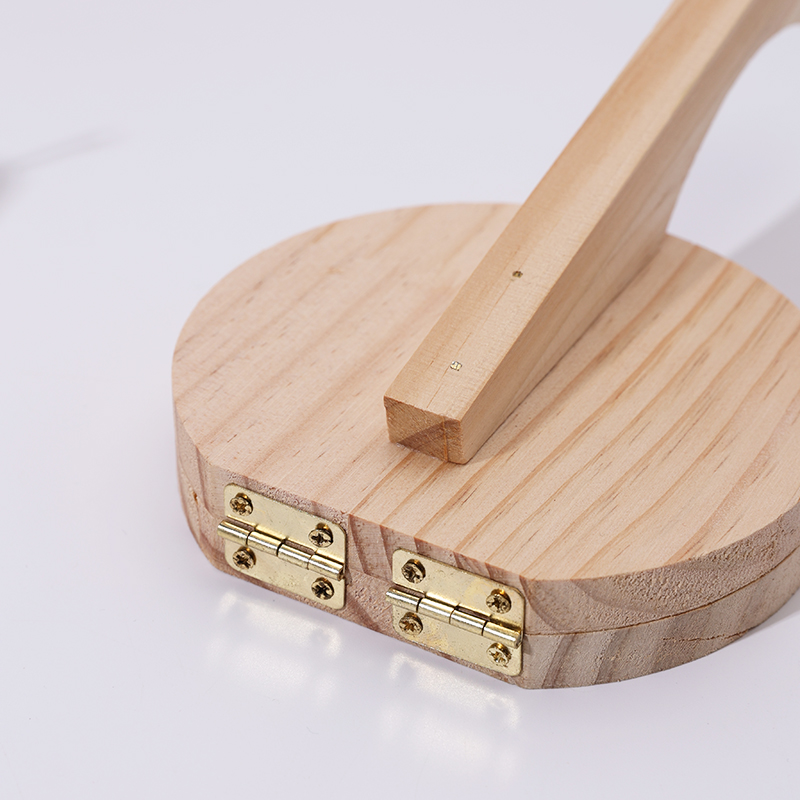 أداة ضغط عجين السمبوسك، نسخة م - مراجعة Kitchen Gadgets That Are Useful وسعره